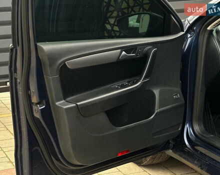 Синий Фольксваген Пассат, объемом двигателя 1.6 л и пробегом 227 тыс. км за 9500 $, фото 41 на Automoto.ua