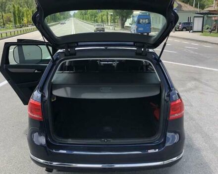 Синій Фольксваген Пассат, об'ємом двигуна 1.6 л та пробігом 295 тис. км за 12100 $, фото 17 на Automoto.ua