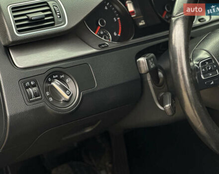 Синий Фольксваген Пассат, объемом двигателя 1.6 л и пробегом 227 тыс. км за 9500 $, фото 24 на Automoto.ua