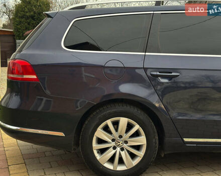 Синий Фольксваген Пассат, объемом двигателя 1.6 л и пробегом 227 тыс. км за 9500 $, фото 18 на Automoto.ua