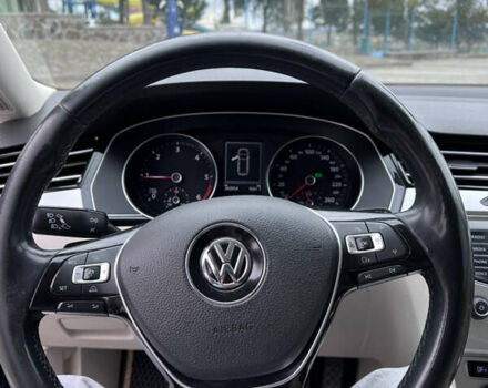 Синий Фольксваген Пассат, объемом двигателя 1.97 л и пробегом 290 тыс. км за 14400 $, фото 21 на Automoto.ua