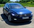 Синий Фольксваген Пассат, объемом двигателя 1.6 л и пробегом 224 тыс. км за 11000 $, фото 1 на Automoto.ua