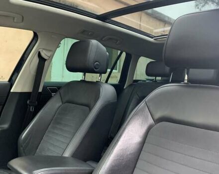 Синий Фольксваген Пассат, объемом двигателя 1.97 л и пробегом 317 тыс. км за 14000 $, фото 6 на Automoto.ua