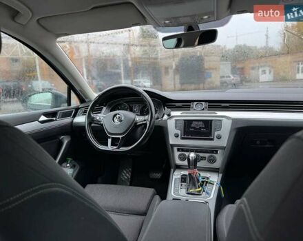 Синий Фольксваген Пассат, объемом двигателя 1.8 л и пробегом 238 тыс. км за 15790 $, фото 40 на Automoto.ua