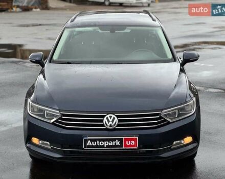 Синий Фольксваген Пассат, объемом двигателя 1.8 л и пробегом 238 тыс. км за 15790 $, фото 4 на Automoto.ua