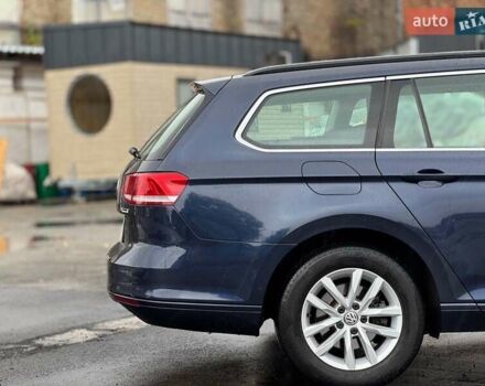 Синий Фольксваген Пассат, объемом двигателя 1.8 л и пробегом 238 тыс. км за 15790 $, фото 12 на Automoto.ua