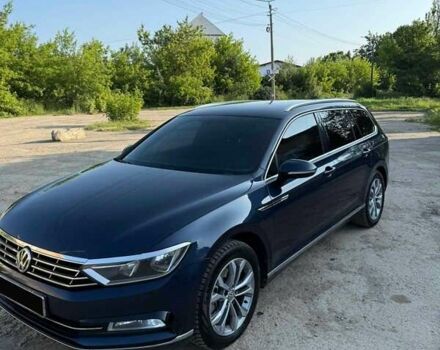 Синій Фольксваген Пассат, об'ємом двигуна 2 л та пробігом 233 тис. км за 13500 $, фото 4 на Automoto.ua