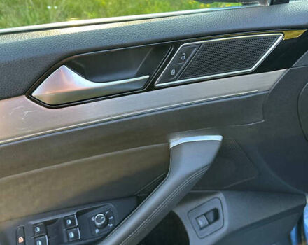 Синий Фольксваген Пассат, объемом двигателя 1.97 л и пробегом 230 тыс. км за 19809 $, фото 21 на Automoto.ua