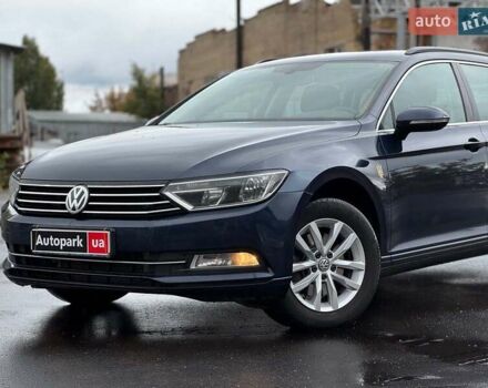 Синий Фольксваген Пассат, объемом двигателя 1.8 л и пробегом 238 тыс. км за 15790 $, фото 1 на Automoto.ua