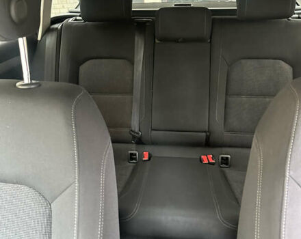 Синий Фольксваген Пассат, объемом двигателя 1.6 л и пробегом 286 тыс. км за 12800 $, фото 11 на Automoto.ua