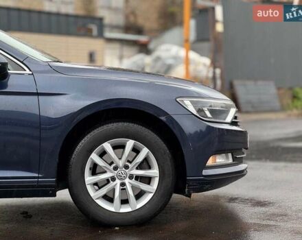 Синий Фольксваген Пассат, объемом двигателя 1.8 л и пробегом 238 тыс. км за 15790 $, фото 14 на Automoto.ua