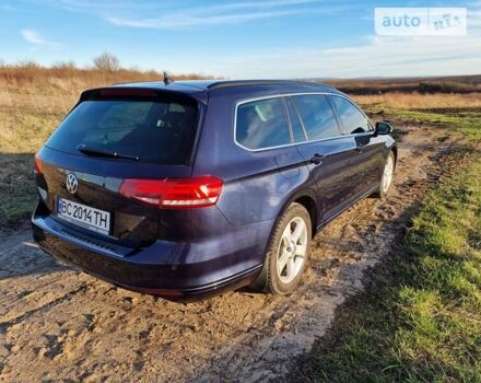 Синій Фольксваген Пассат, об'ємом двигуна 2 л та пробігом 241 тис. км за 17200 $, фото 6 на Automoto.ua