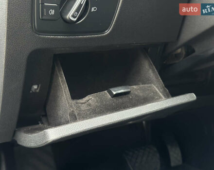 Синій Фольксваген Пассат, об'ємом двигуна 2 л та пробігом 287 тис. км за 15900 $, фото 44 на Automoto.ua