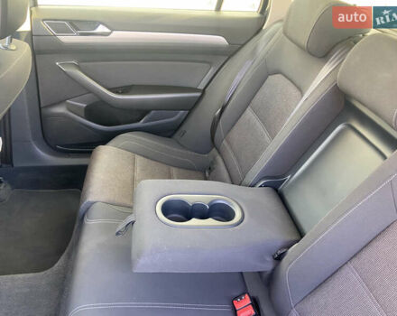 Синий Фольксваген Пассат, объемом двигателя 1.97 л и пробегом 380 тыс. км за 14999 $, фото 18 на Automoto.ua