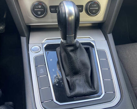 Синий Фольксваген Пассат, объемом двигателя 1.97 л и пробегом 380 тыс. км за 14999 $, фото 27 на Automoto.ua