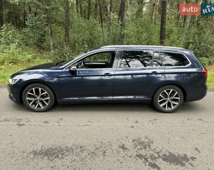 Синий Фольксваген Пассат, объемом двигателя 1.6 л и пробегом 286 тыс. км за 12800 $, фото 3 на Automoto.ua