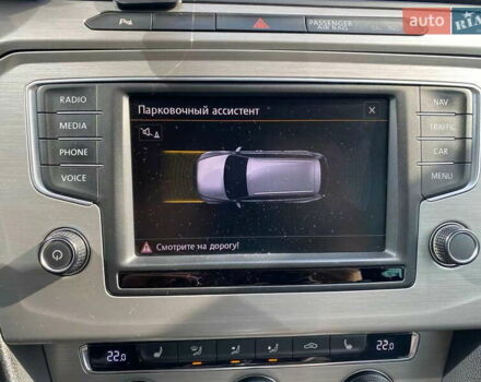 Синій Фольксваген Пассат, об'ємом двигуна 2 л та пробігом 356 тис. км за 13500 $, фото 28 на Automoto.ua