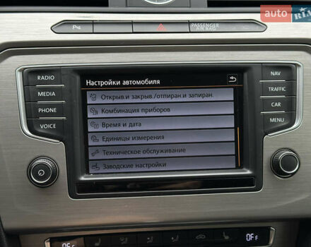 Синій Фольксваген Пассат, об'ємом двигуна 2 л та пробігом 287 тис. км за 15900 $, фото 98 на Automoto.ua