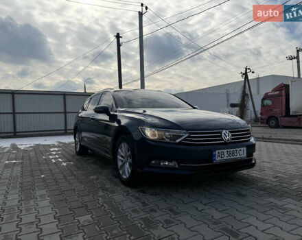Синій Фольксваген Пассат, об'ємом двигуна 1.6 л та пробігом 320 тис. км за 11600 $, фото 9 на Automoto.ua