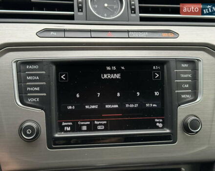 Синій Фольксваген Пассат, об'ємом двигуна 2 л та пробігом 287 тис. км за 15900 $, фото 91 на Automoto.ua
