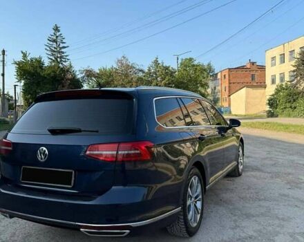 Синій Фольксваген Пассат, об'ємом двигуна 2 л та пробігом 233 тис. км за 13500 $, фото 2 на Automoto.ua