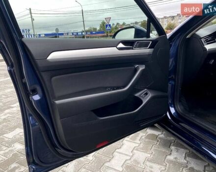 Синій Фольксваген Пассат, об'ємом двигуна 1.6 л та пробігом 244 тис. км за 13200 $, фото 19 на Automoto.ua