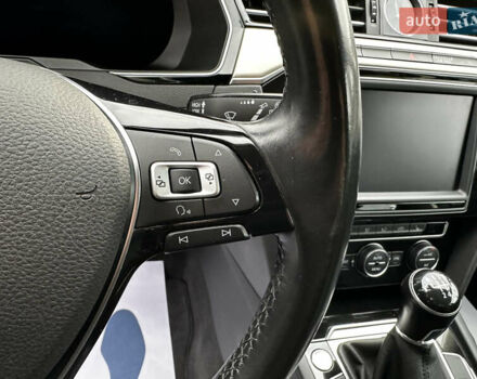 Синій Фольксваген Пассат, об'ємом двигуна 1.97 л та пробігом 169 тис. км за 17200 $, фото 45 на Automoto.ua