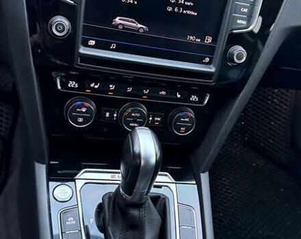 Синий Фольксваген Пассат, объемом двигателя 1.97 л и пробегом 227 тыс. км за 15900 $, фото 27 на Automoto.ua