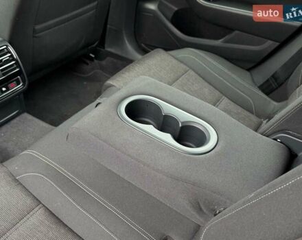 Синий Фольксваген Пассат, объемом двигателя 1.8 л и пробегом 238 тыс. км за 15790 $, фото 37 на Automoto.ua