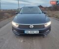 Синий Фольксваген Пассат, объемом двигателя 1.97 л и пробегом 303 тыс. км за 13800 $, фото 69 на Automoto.ua