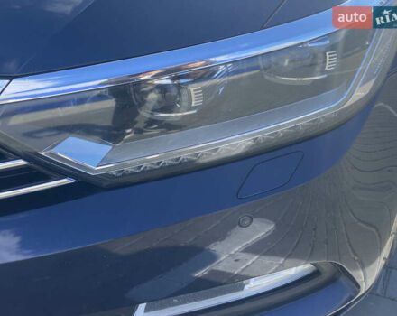 Синий Фольксваген Пассат, объемом двигателя 1.97 л и пробегом 380 тыс. км за 14999 $, фото 12 на Automoto.ua