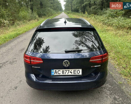 Синий Фольксваген Пассат, объемом двигателя 1.6 л и пробегом 286 тыс. км за 12800 $, фото 2 на Automoto.ua