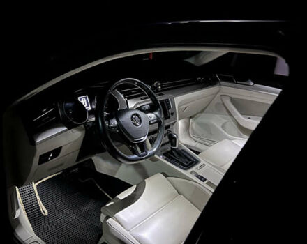 Синий Фольксваген Пассат, объемом двигателя 1.97 л и пробегом 290 тыс. км за 14400 $, фото 39 на Automoto.ua