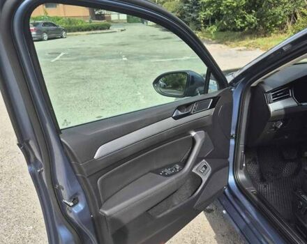 Синий Фольксваген Пассат, объемом двигателя 1.97 л и пробегом 209 тыс. км за 16500 $, фото 13 на Automoto.ua