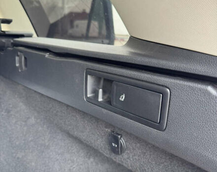 Синий Фольксваген Пассат, объемом двигателя 1.97 л и пробегом 290 тыс. км за 14400 $, фото 13 на Automoto.ua