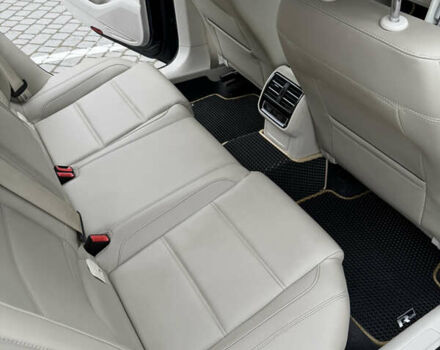 Синий Фольксваген Пассат, объемом двигателя 1.97 л и пробегом 290 тыс. км за 14400 $, фото 35 на Automoto.ua