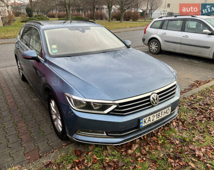 Синий Фольксваген Пассат, объемом двигателя 1.6 л и пробегом 315 тыс. км за 11700 $, фото 6 на Automoto.ua