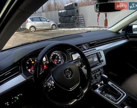 Синій Фольксваген Пассат, об'ємом двигуна 1.6 л та пробігом 244 тис. км за 13200 $, фото 9 на Automoto.ua