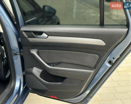 Синій Фольксваген Пассат, об'ємом двигуна 2 л та пробігом 287 тис. км за 15900 $, фото 68 на Automoto.ua