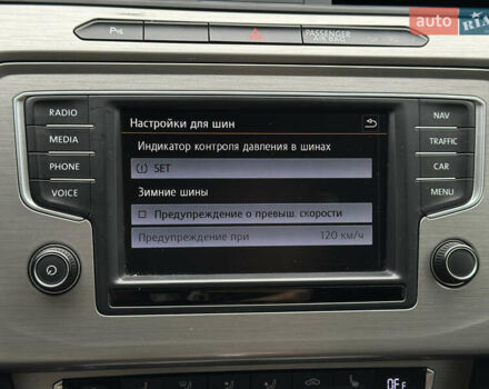 Синій Фольксваген Пассат, об'ємом двигуна 2 л та пробігом 287 тис. км за 15900 $, фото 109 на Automoto.ua