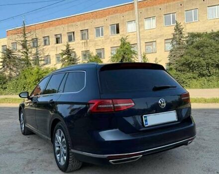 Синій Фольксваген Пассат, об'ємом двигуна 2 л та пробігом 233 тис. км за 15800 $, фото 3 на Automoto.ua