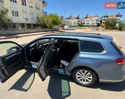 Синій Фольксваген Пассат, об'ємом двигуна 1.6 л та пробігом 307 тис. км за 11999 $, фото 8 на Automoto.ua