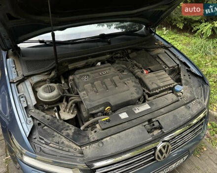 Синій Фольксваген Пассат, об'ємом двигуна 2 л та пробігом 287 тис. км за 15900 $, фото 121 на Automoto.ua