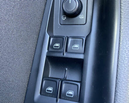 Синий Фольксваген Пассат, объемом двигателя 1.97 л и пробегом 380 тыс. км за 14999 $, фото 24 на Automoto.ua