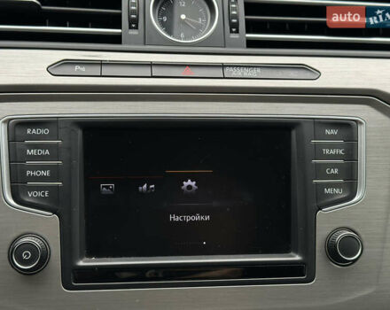 Синій Фольксваген Пассат, об'ємом двигуна 2 л та пробігом 287 тис. км за 15900 $, фото 120 на Automoto.ua