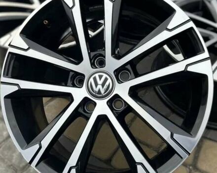 Синий Фольксваген Пассат, объемом двигателя 1.97 л и пробегом 293 тыс. км за 15300 $, фото 12 на Automoto.ua