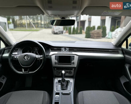 Синій Фольксваген Пассат, об'ємом двигуна 2 л та пробігом 287 тис. км за 15900 $, фото 30 на Automoto.ua