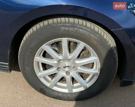 Синій Фольксваген Пассат, об'ємом двигуна 2 л та пробігом 356 тис. км за 13500 $, фото 11 на Automoto.ua