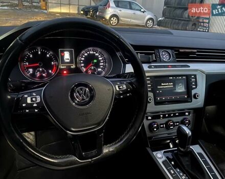 Синій Фольксваген Пассат, об'ємом двигуна 1.6 л та пробігом 244 тис. км за 13200 $, фото 11 на Automoto.ua