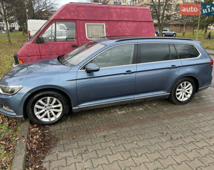 Синий Фольксваген Пассат, объемом двигателя 1.6 л и пробегом 315 тыс. км за 11700 $, фото 2 на Automoto.ua